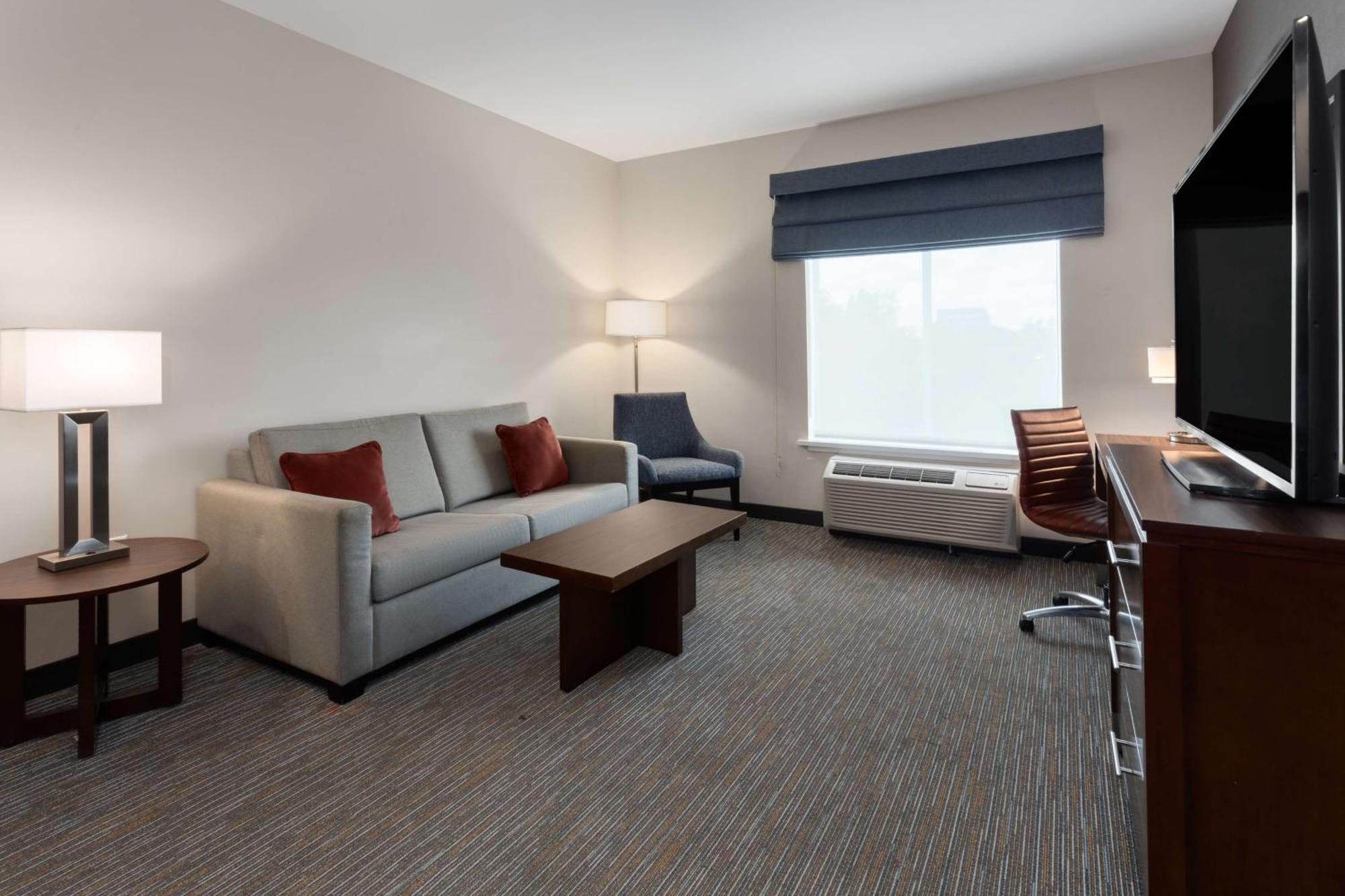 Hampton Inn By Hilton Nashville Airport Century Place Exterior foto